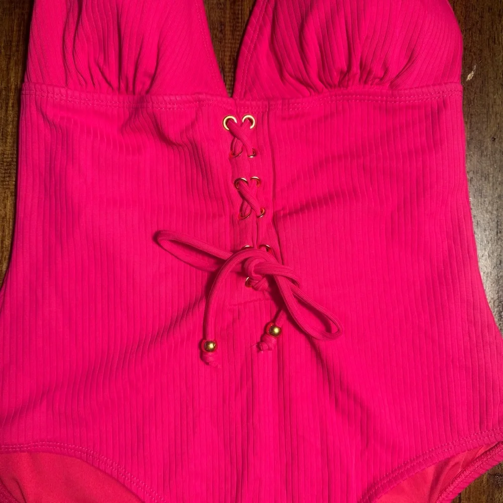 EUC Bongo Pink Ribbed Plunge Lace-Up One Piece‎ Swimsuit Size Large